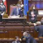 Sanità lombarda, rissa M5S-Lega in Parlamento. Salvini chiama Mattarella