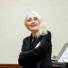 Gilda Buttà: «Io, pianista classica col vizio del pop da Morricone a Mare fuori».