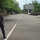 Indonesia, attacco kamikaze davanti alla cattedrale