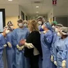 Iva Zanicchi guarita dal Covid, il video dall’ospedale per ringraziare medici e infermieri