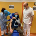 Vaccino Lazio, bonus ai medici per vaccinare gli over 80