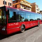 Roma, minaccia con un coltello i passeggeri sul bus 30: arrestato