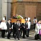 Addio ad Alessandro, al funerale il corteo degli chef Addio ad Alessandro, al funerale il corteo degli chef