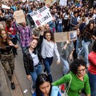 Clima, migliaia di studenti abruzzesi sfilano a Pescara