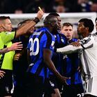 Juventus-Inter, rissa finale: tre giornate a Cuadrado, una a Lukaku e Handanovic. Chiusa la curva bianconera