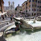 Caldo, foto dei turisti a Roma