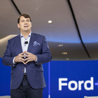 Ford perde 1,3 mld di dollari nel segmento dei veicoli EV. Farley: «Ma registrato +36% negli ibridi nel primo trimestre»