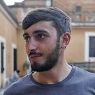 Uno dei giovani picchiati: «Erano ragazzi di Roma Nord con capelli rasati e tatuaggi»