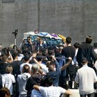 Daniel Guerini, il funerale a Don Bosco: il mondo del calcio abbraccia il giovane campione della Lazio