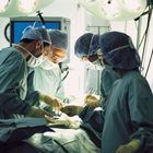 Tumore al cuore rimosso senza aprire il torace: l'intervento eccezionale a Torino