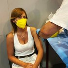 Maria Elena Boschi: «Prima dose di vaccino fatta!»