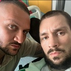 Daniele Scardina, la foto dopo l'intervento chirurgico. Il fratello: «Dio ha ascoltato le mie, le nostre preghiere.. adesso sei qui con me»