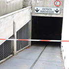 Giallo vicino Roma, donna trovata morta in un parcheggio sotterraneo