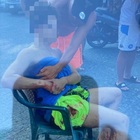Baby gang a Napoli, due ragazzini accoltellati sullo Scoglione di Marechiaro: sono gravi