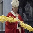 Papa Francesco celebra la Domenica delle Palme con il "Parmureli", tradizione che dai tempi di Sisto V si rinnova ogni anno