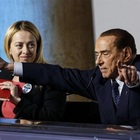 Berlusconi, la telefonata con Giorgia Meloni durante il Cdm: «Auguri di pronta guarigione»