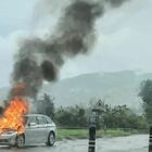 Auto prende fuoco, paura sulla superstrada Cassino-Formia