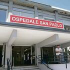 immagine Napoli, ospedale San Paolo: muore un parente e lui prende a calci e pugni l'ambulanza