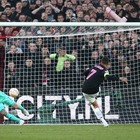 Diretta Feyenoord-Roma 0-0: esce Dybala, problema all'adduttore. Entra El Shaarawy
