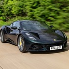 Lotus Emira, il fascino della sportiva inglese con la potenza del 4 cilindri AMG