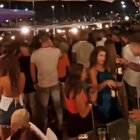 Ostia, ressa con 2.500 persone: sigilli allo stabilimento Kursaal in versione discoteca
