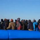 Migranti, nave Mare Jonio salva 49 persone da naufragio: «Italia ci indichi un porto sicuro»