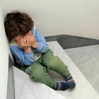 Abusi sessuali su pazienti minorenni, arrestato psicologo: «Molestie andate avanti per dieci anni»