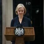 Liz Truss si dimette, la premier inglese lascia dopo 44 giorni