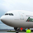 Coronavirus, volo Alitalia con 300 italiani a bordo fermato alle Mauritius