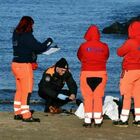 Si tuffa in mare dal catamarano ma non riemerge più: turista milanese morto in Salento