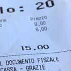 Firenze, paga 15 euro per due cappuccini e due cornetti: lo scontrino fa il giro del web