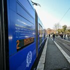 Roma, torna il tram 2 che collega piazza del Popolo a piazza Mancini. Gualtieri: «Lavori ultimati in anticipo»