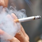 Il sindaco Beppe Sala: «A Milano stop al fumo all'aperto entro il 2030»