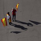Catalogna, scaduto l'ultimatum: Madrid sospenderà autonomia, Puigdemont pronto all'indipendenza