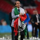 Roberto Mancini, dopo le dimissioni vola in Arabia: contratto monstre da 30 milioni l'anno