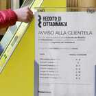 Reddito di cittadinanza, maxi-inchiesta a Roma: indagati 150 furbetti. Rischiano da 2 a 6 anni di carcere