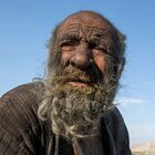 Uomo più sporco del mondo morto in Iran: Amou Haji non si lavava dal 1954 «per paura di ammalarsi»