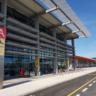 L'aeroporto Sanzio spicca il volo: presto i bandi per Roma, Milano e Napoli