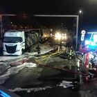 Vicenza. Il carico di un camion va a fuoco, pompieri al lavoro per ore e zona transennata