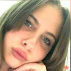 Napoli, Fiat Punto si schianta contro il palo della luce: Irene Raimo morta a 18 anni, ferite le amiche
