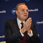 Morto Ennio Doris, fondatore di Banca Mediolanum: aveva 81 anni. Berlusconi: «Mi mancherà»