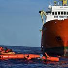Migranti, la Libia vieta alle navi delle Ong di avvicinarsi