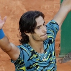 Tennis, impresa di Musetti a Montecarlo: battuto Djokovic in tre set