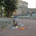 Roma, Castel Sant'Angelo nel degrado: parco bivacco dei clochard
