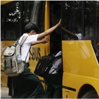Green pass, il personale della scuola protesta: niente scuolabus né lezioni a Formello, ira dei genitori