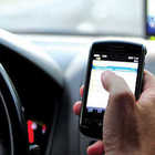 Cellulare alla guida, strage di multe a Fondi agli automobilisti indisciplinati
