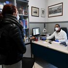 Roma, i medici cacciano i No vax: «Minacce e aggressioni, siamo perseguitati»