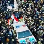 Soleimani, in migliaia a Baghdad ai funerali del generale iraniano