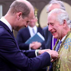 Re Carlo, il documentario sull'incoronazione: cosa ha detto a William prima di ricevere la corona
