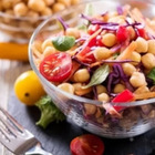 Dieta vegana, dal saitan ai legumi: ecco 10 ricette (facili e veloci) ricche di proteine